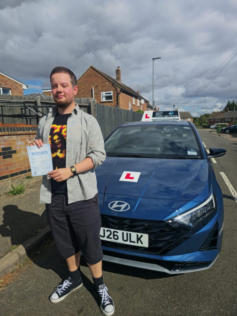 Wojciech Grodecki driving test pass Kettering